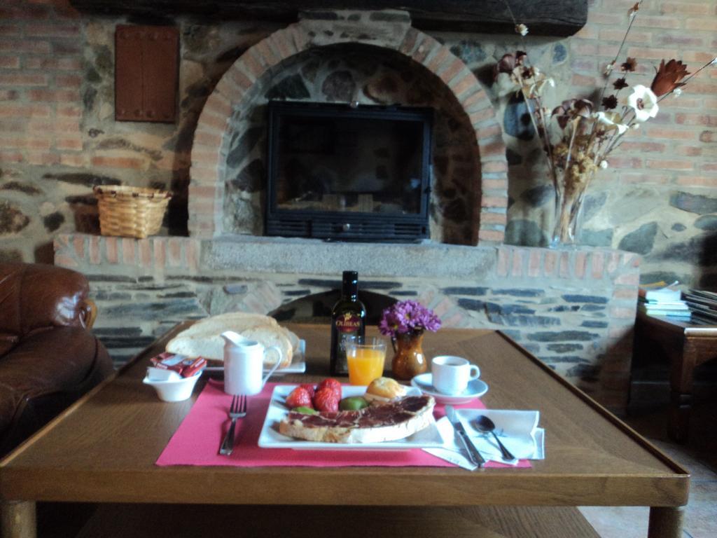 Hostal Rural Molino Del Bombo อาราเซนา ภายนอก รูปภาพ